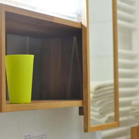 Marvellous Face アパート ブレッド